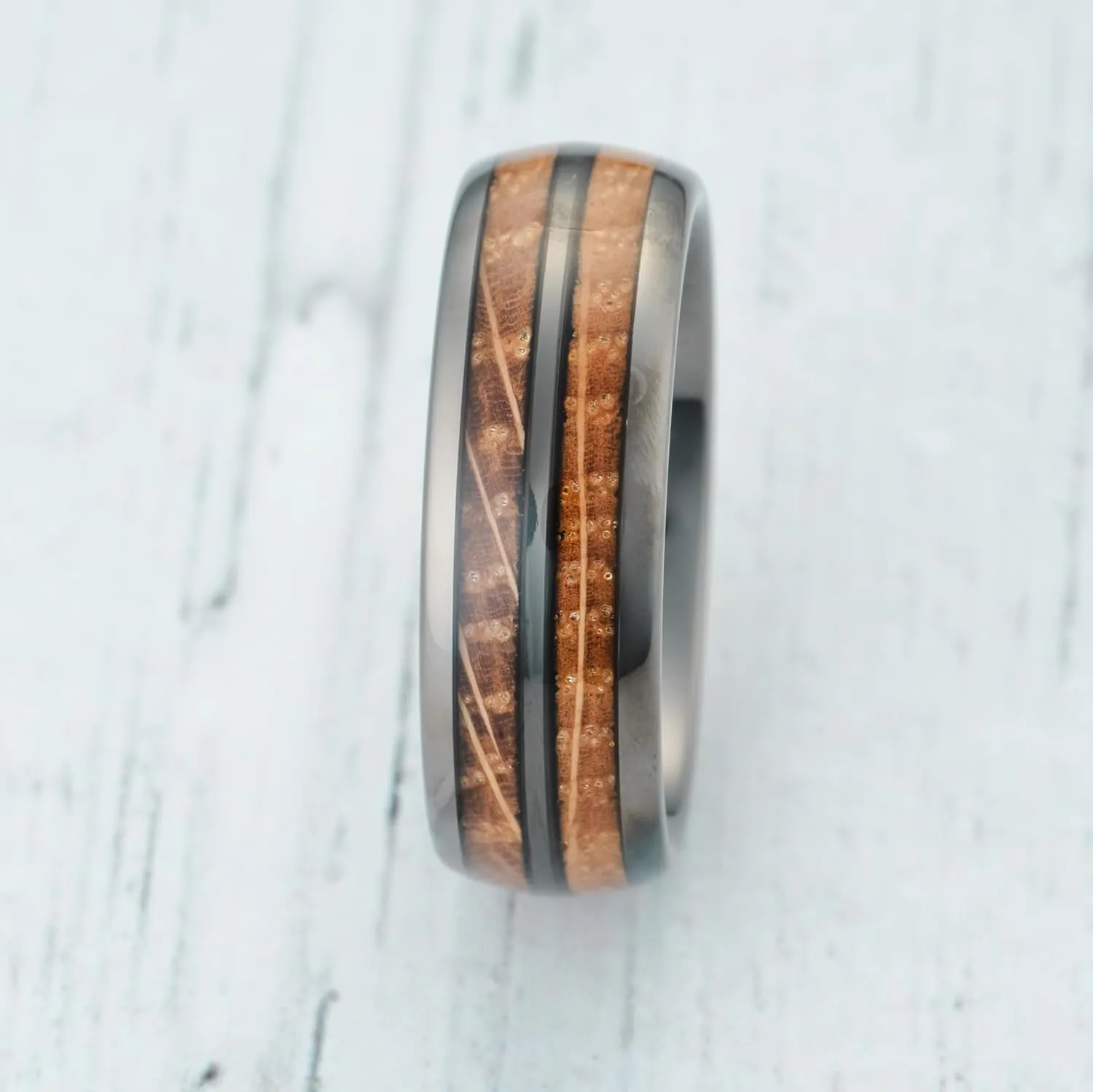 100S JEWELRY Gunmetal Gray Tungsten Rings For Men whiskey barrel Wood grain Inlay wooden Wedding Promise Engagement Band Size 6-16