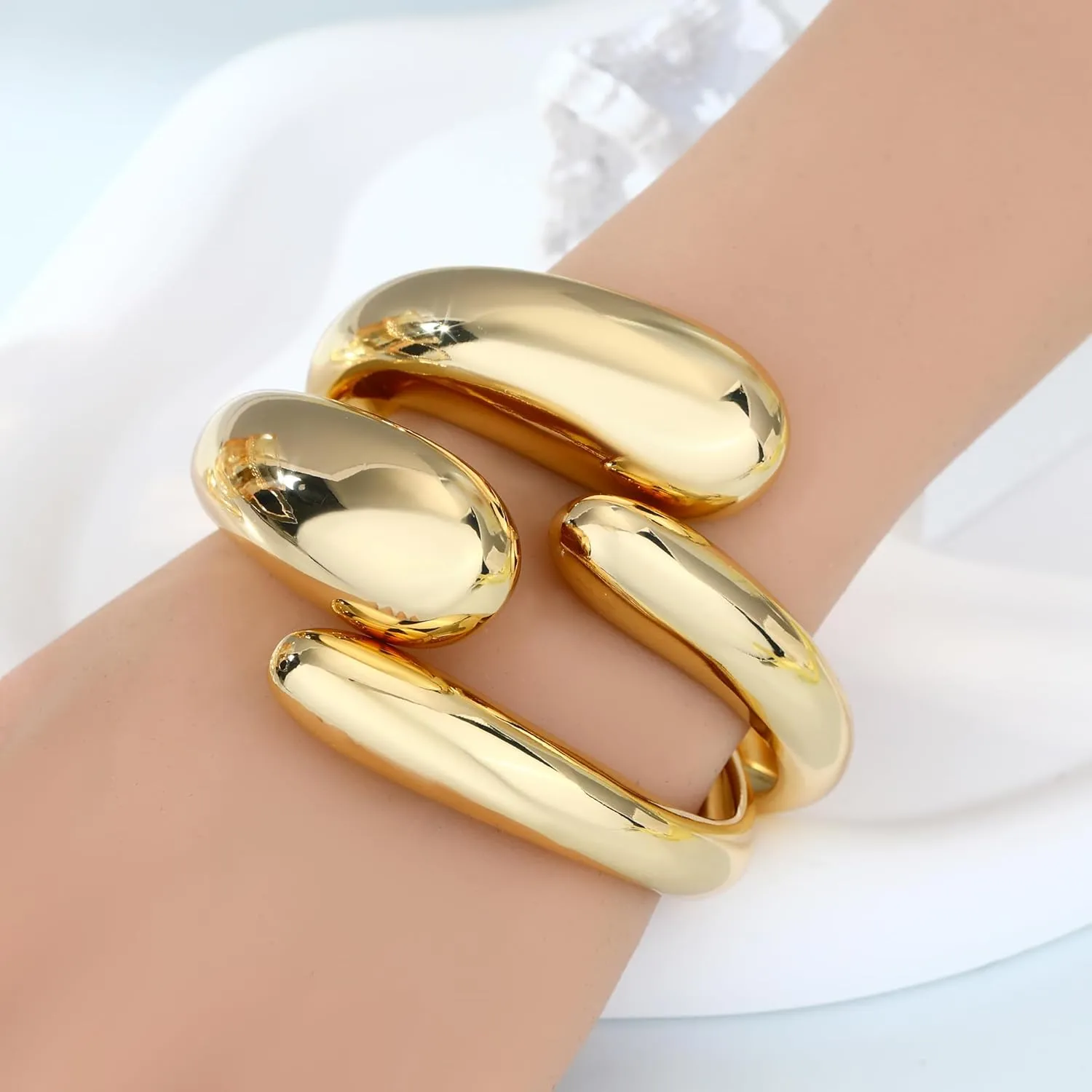 2PCS Chunky Gold Cuff Bangle Bracelets Stack for Women Non Tarnish Trendy, 14K Gold Plated Irregular Open Wide Hinged Thick Chain Wrap Bangles Bracelet Set Arm Jewelry Gifts