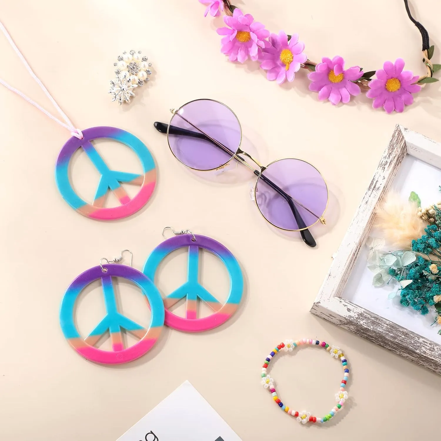 6 Pcs Hippie Costume Accessories Set, Boho Peace Sign Daisy Flower 60s 70s Party Favors Decorations for Groovy Party Girls