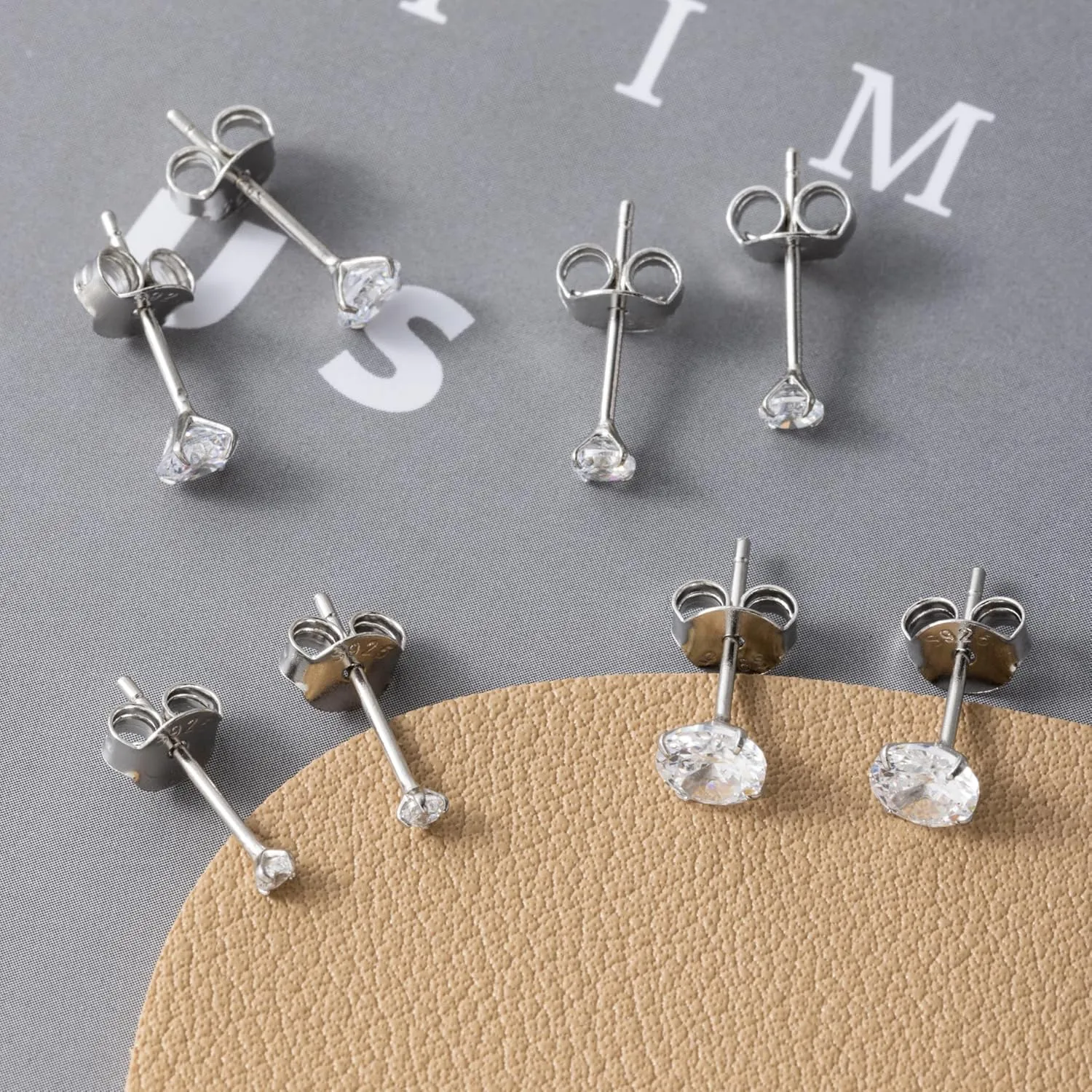 925 Sterling Silver Stud Earrings for Women Men Hypoallergenic 20G Simulated Diamond Cubic Zirconia Cartilage Earring Helix Piercing Jewelry Gold Silver Stud Earrings 2-5mm