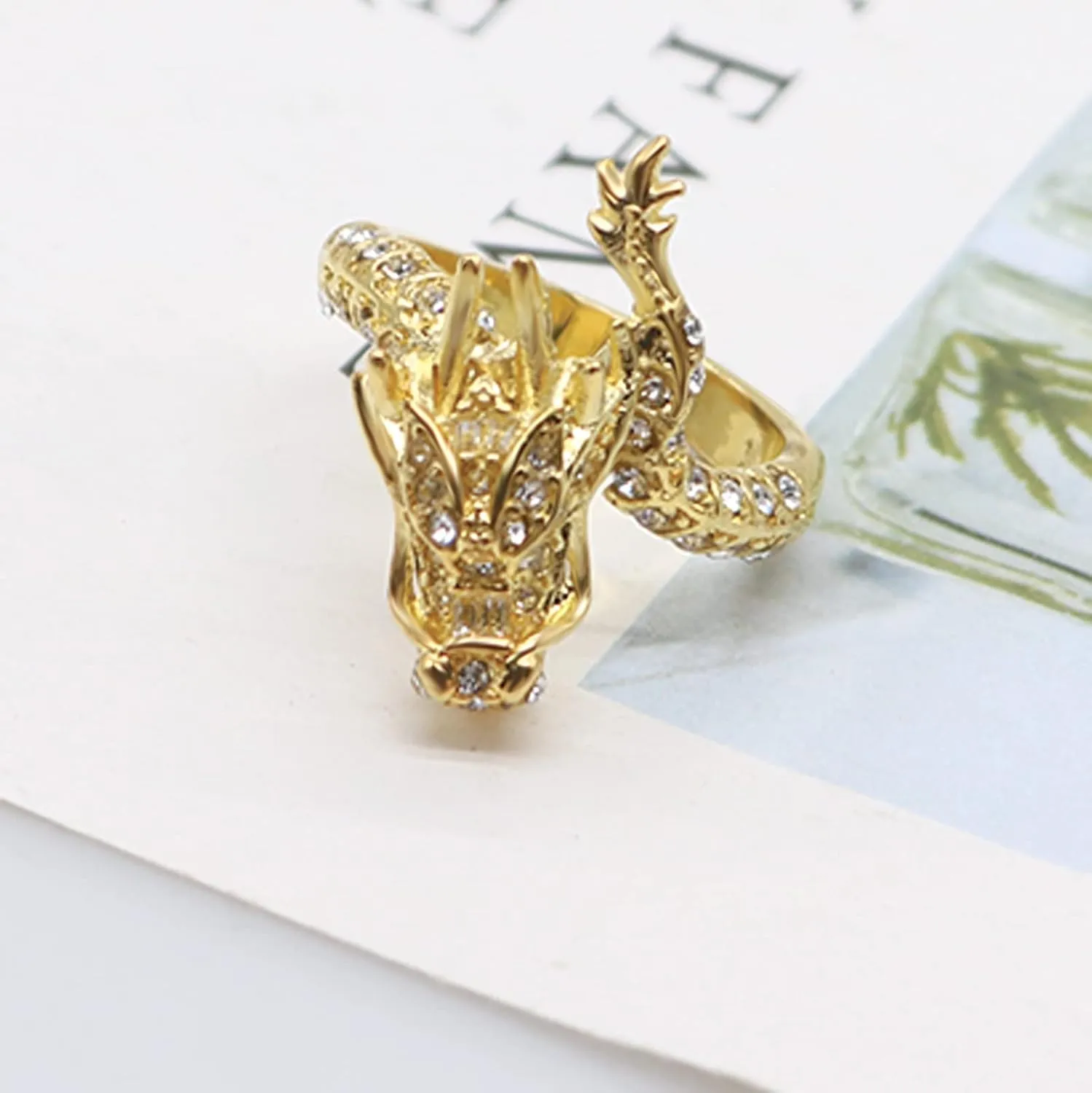 ABJFJE Dragon Crysrtal Ring Anniversary Eternity Band Rhinestone Ring Crystal Wedding Cocktail Rings Fashion Luxury Jewelry for Women Gold Plated