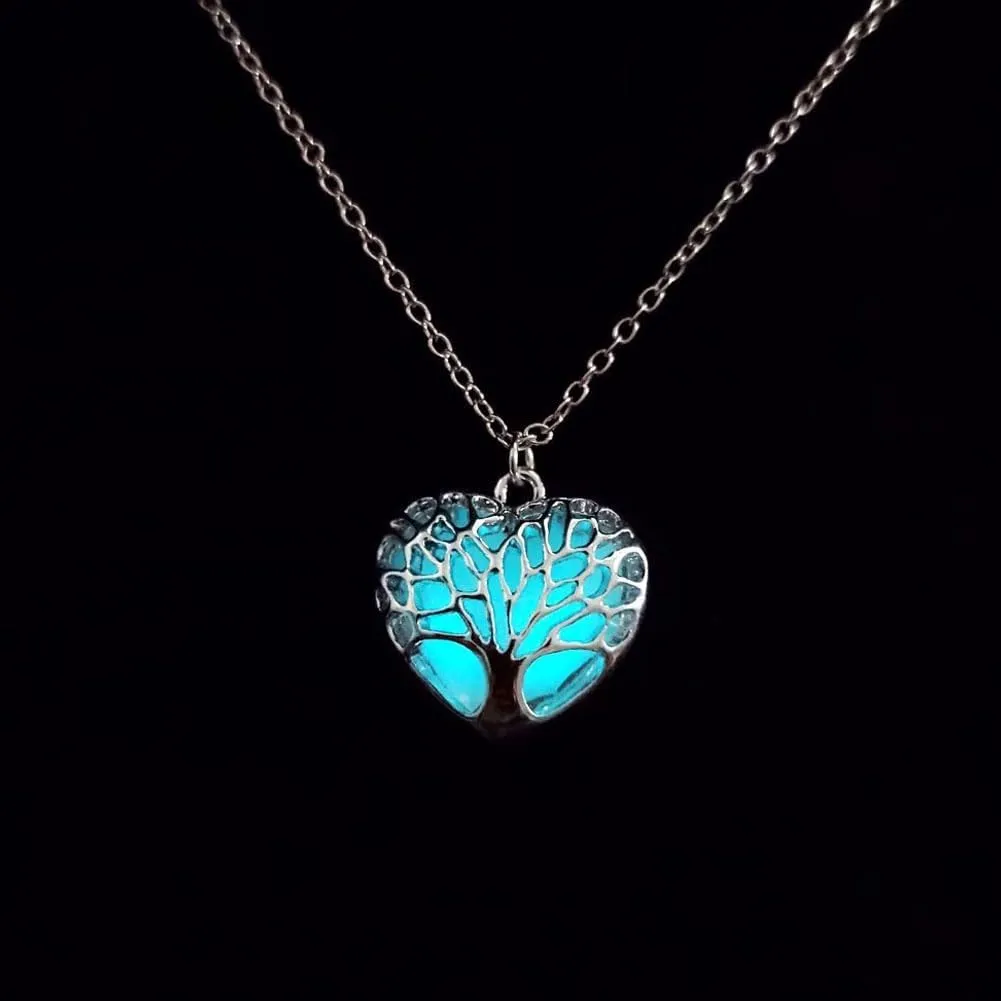 Ailiessy Tree of Life Necklace Glow in The Dark Heart Necklace Family Tree Pendant Necklaces for Women Friends Jewelry Gifts