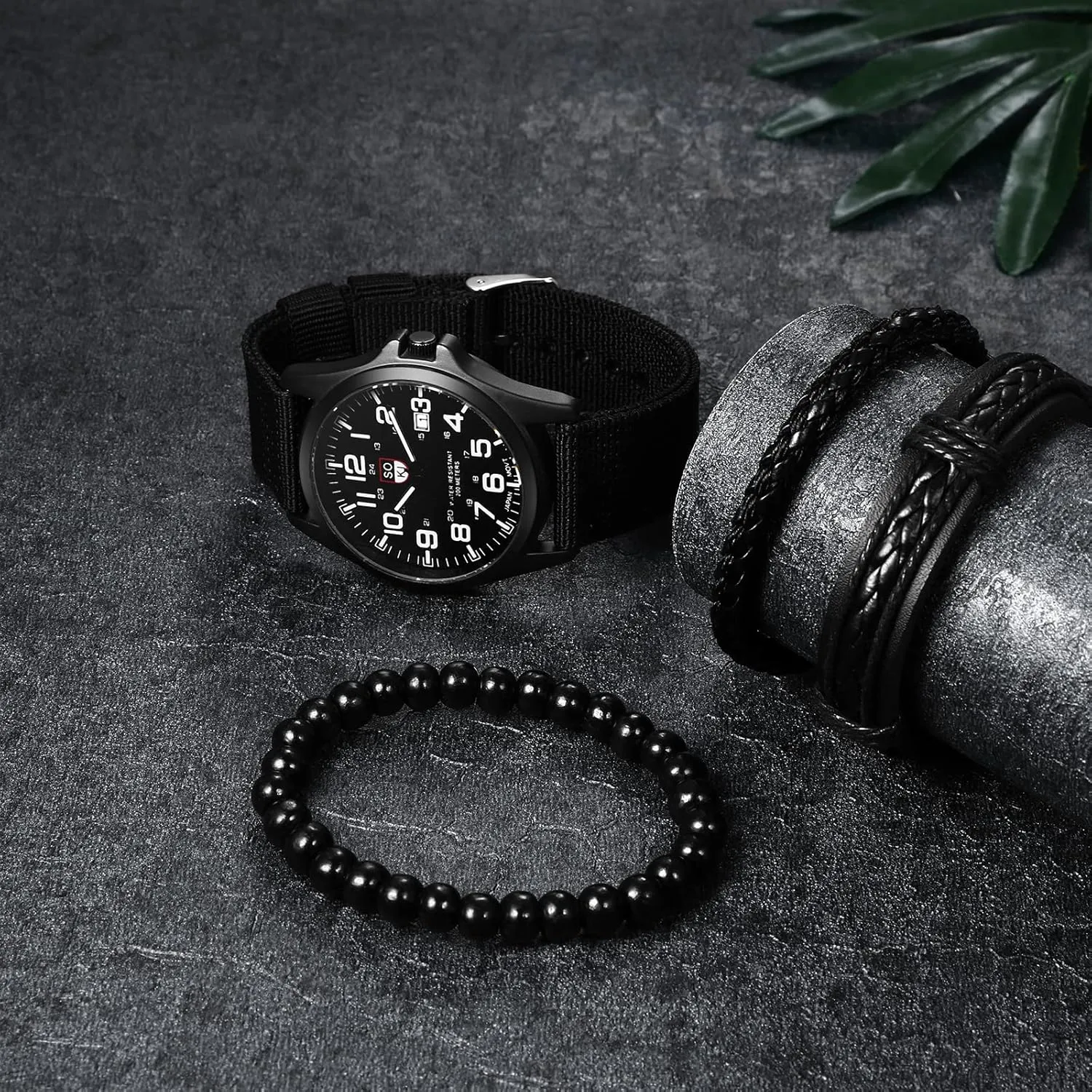 Avaner Men's Bracelet Watch Set, 4 Pcs Wrist Set With Military Nylon Strap Quartz and Black Leather Bracelets