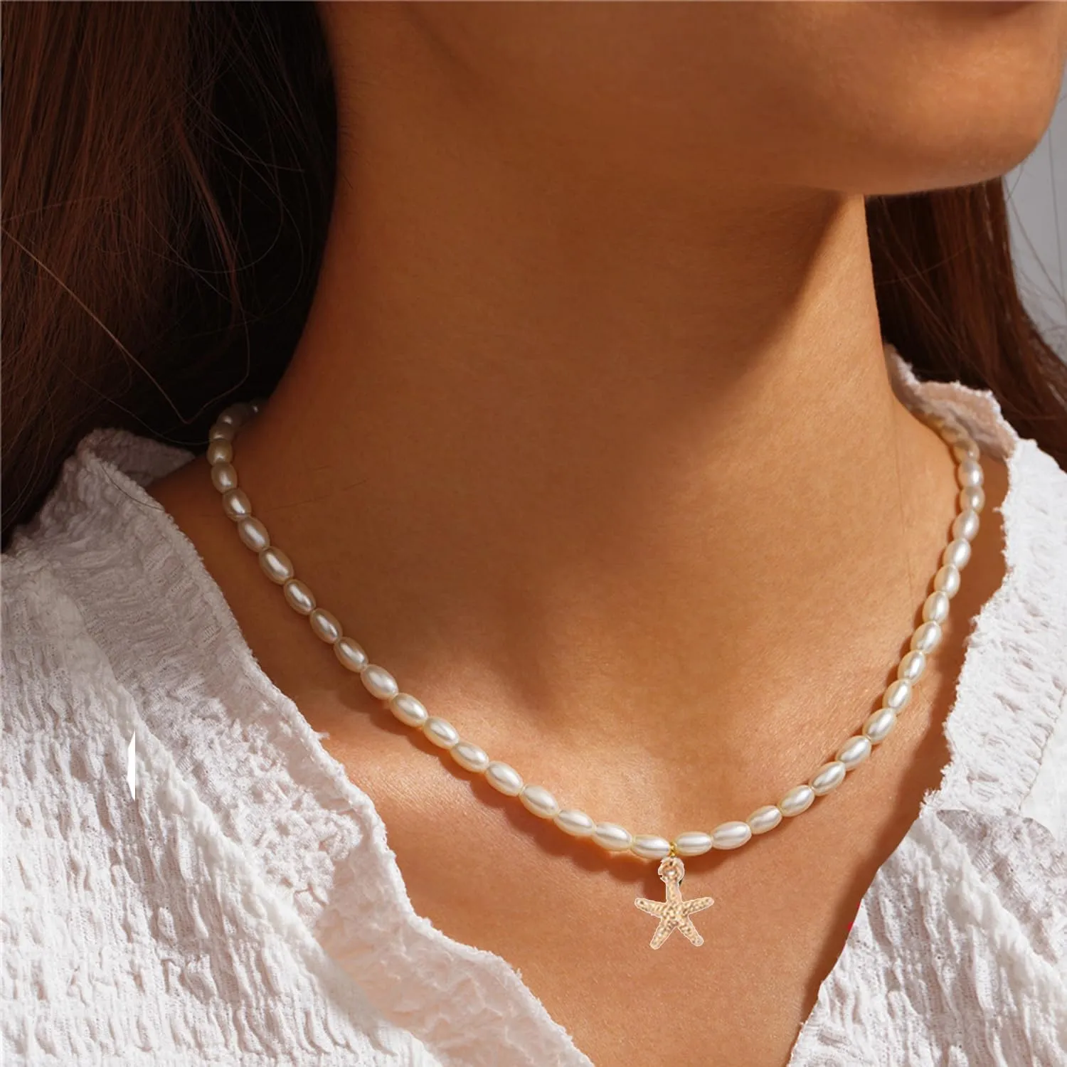 Beach Pearl Necklace for Women Gold Starfish Layerd Necklace Sea Shell Charm Necklace Summer Beach Choker Necklace for Women Jewelry