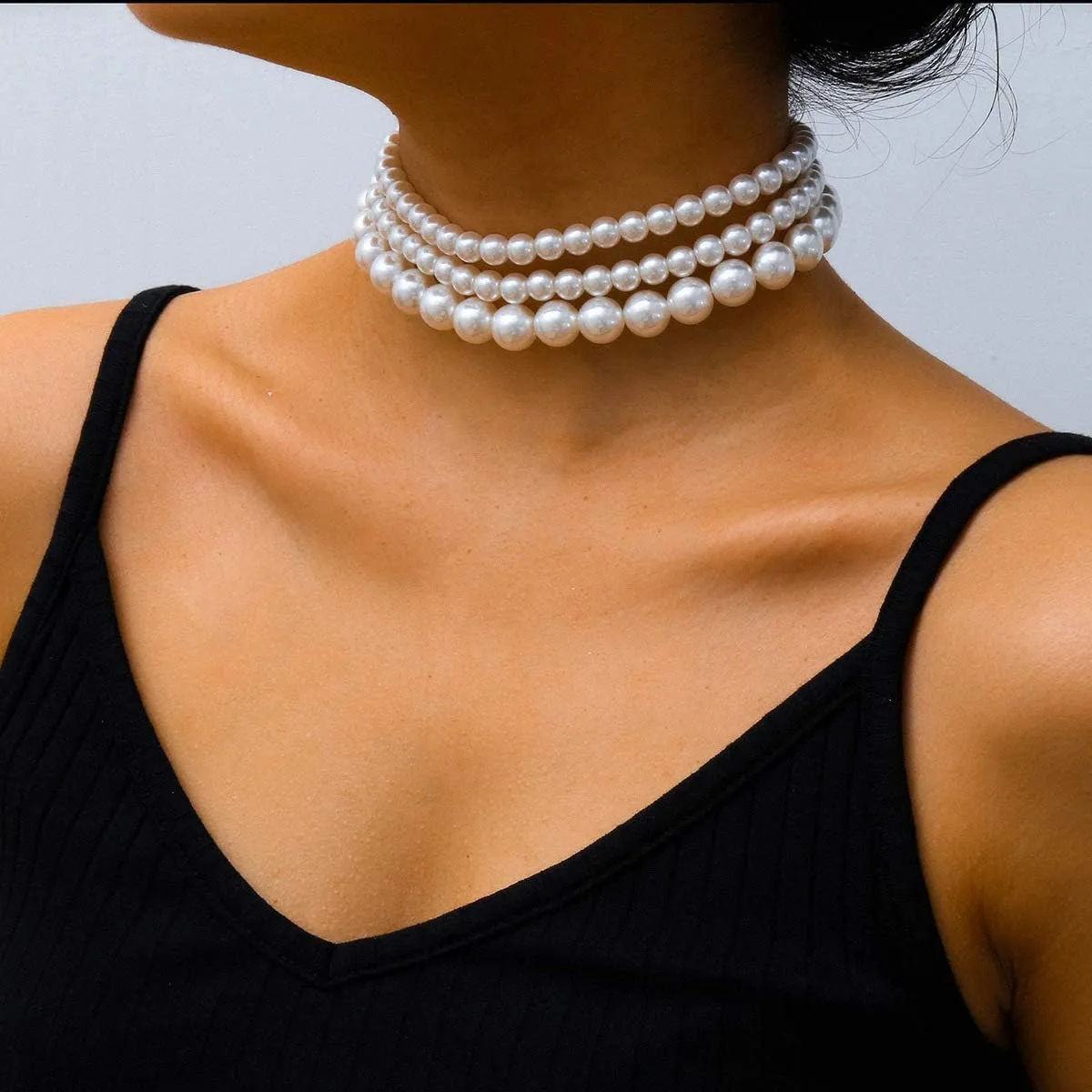Boho Choker Necklaces for Women - Faux Round Pearl Layered Fashion Chunky Thick Clavicle Necklace Wedding Bride Jewelry Gifts