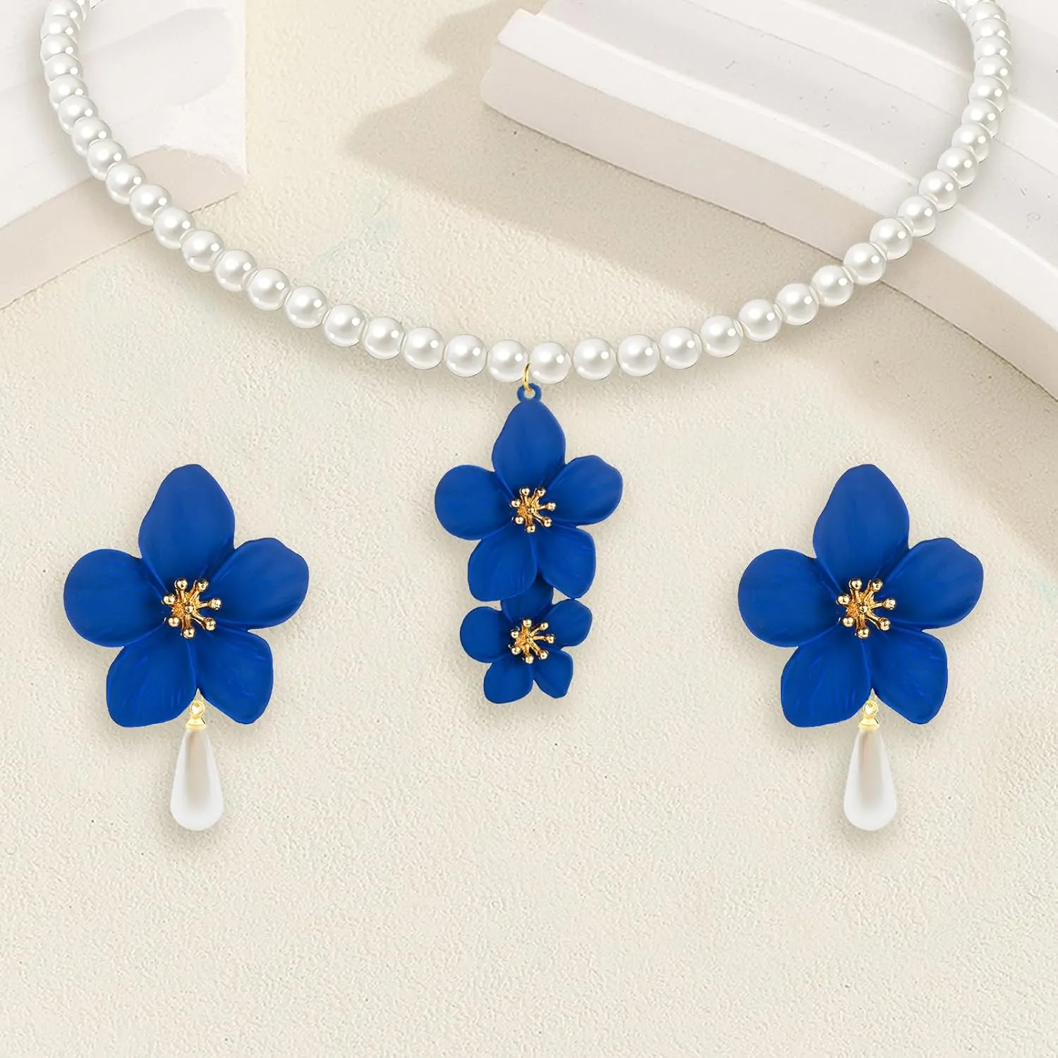 Boho Flower Earrings Necklace Stes for Women Handmade Pearl Flower Necklace Layered Floral Petal Earrings Cute Boho Matte Flower Statement Earrings Boho Wedding Jewelry