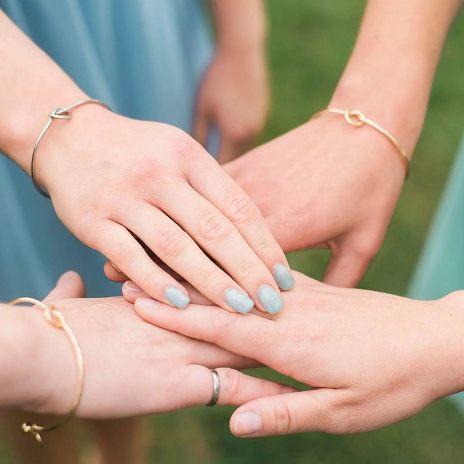 Bridesmaid Proposal Gifts, Stainless Steel Tie The Love Knot Bridesmaid Bracelet with Gift Box