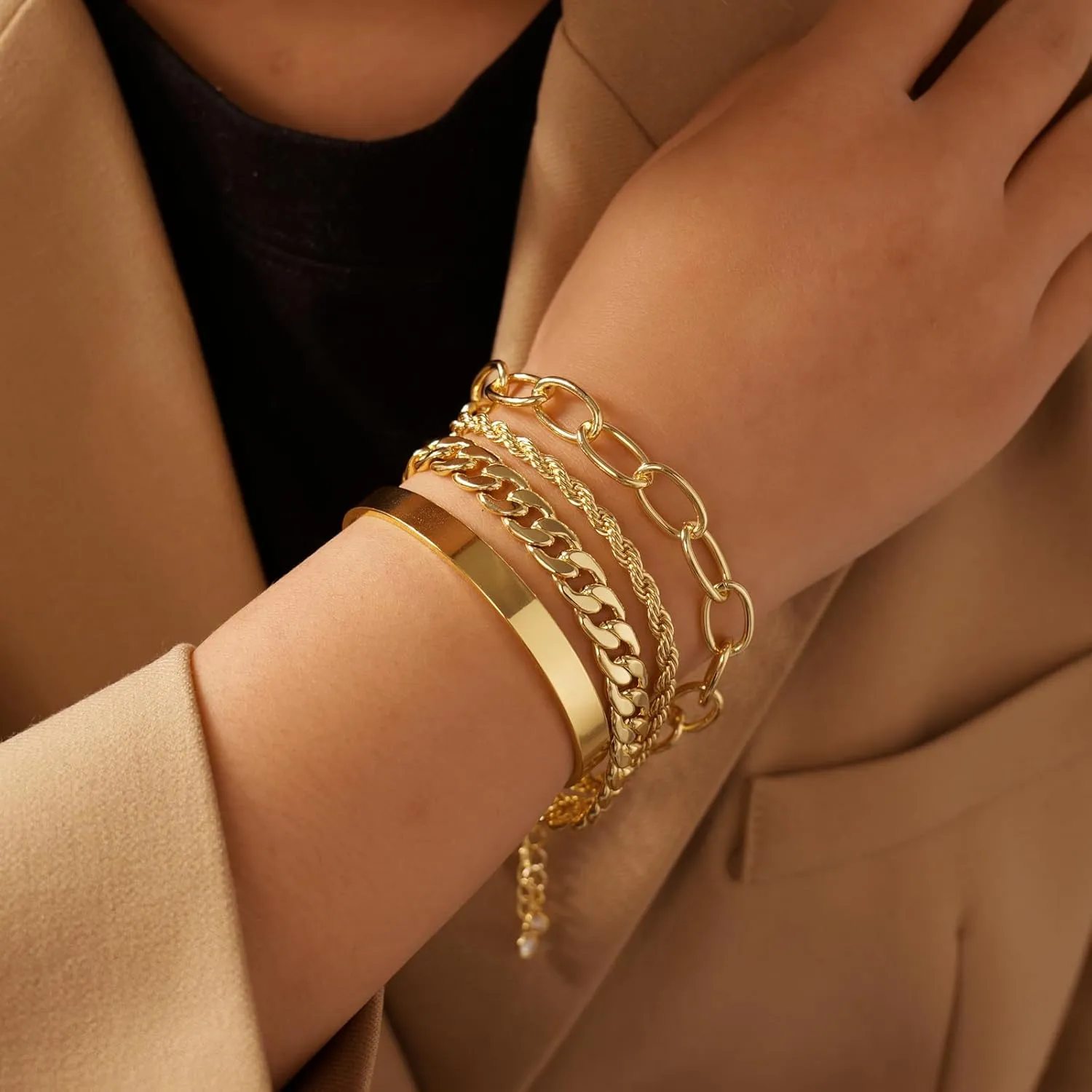CAROVO Gold Chain Bracelets for Women, 14K Gold Plated Bracelet Set Minimalist Rope Paperclip Cuff Bracelet Delicate Herringbone Chain Bracelet Cute Jewelry Gifts for Women