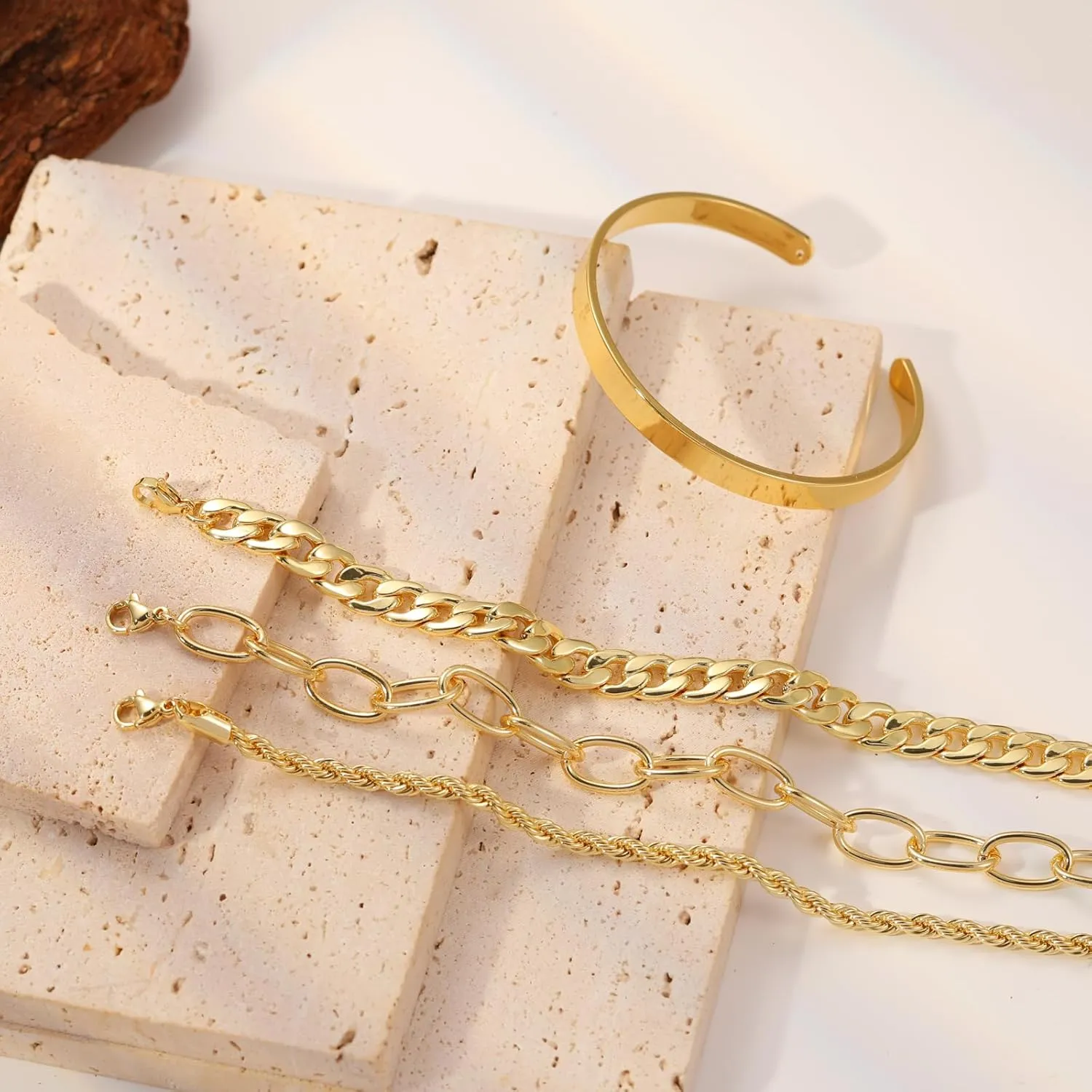 CAROVO Gold Chain Bracelets for Women, 14K Gold Plated Bracelet Set Minimalist Rope Paperclip Cuff Bracelet Delicate Herringbone Chain Bracelet Cute Jewelry Gifts for Women