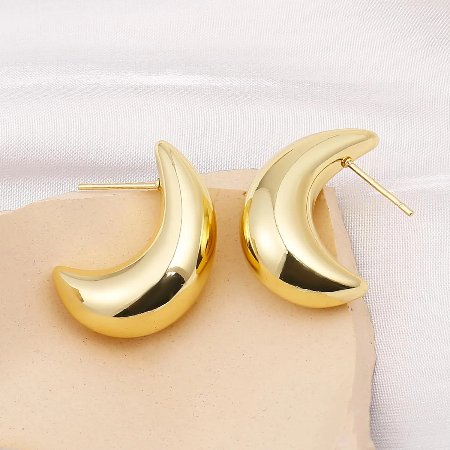 Chunky Gold Dangle Earrings For Women Gold Plated Statement Earrings Large Minimalist Geometric Long Triangle Exaggerated Stud Earring For Women Trendy