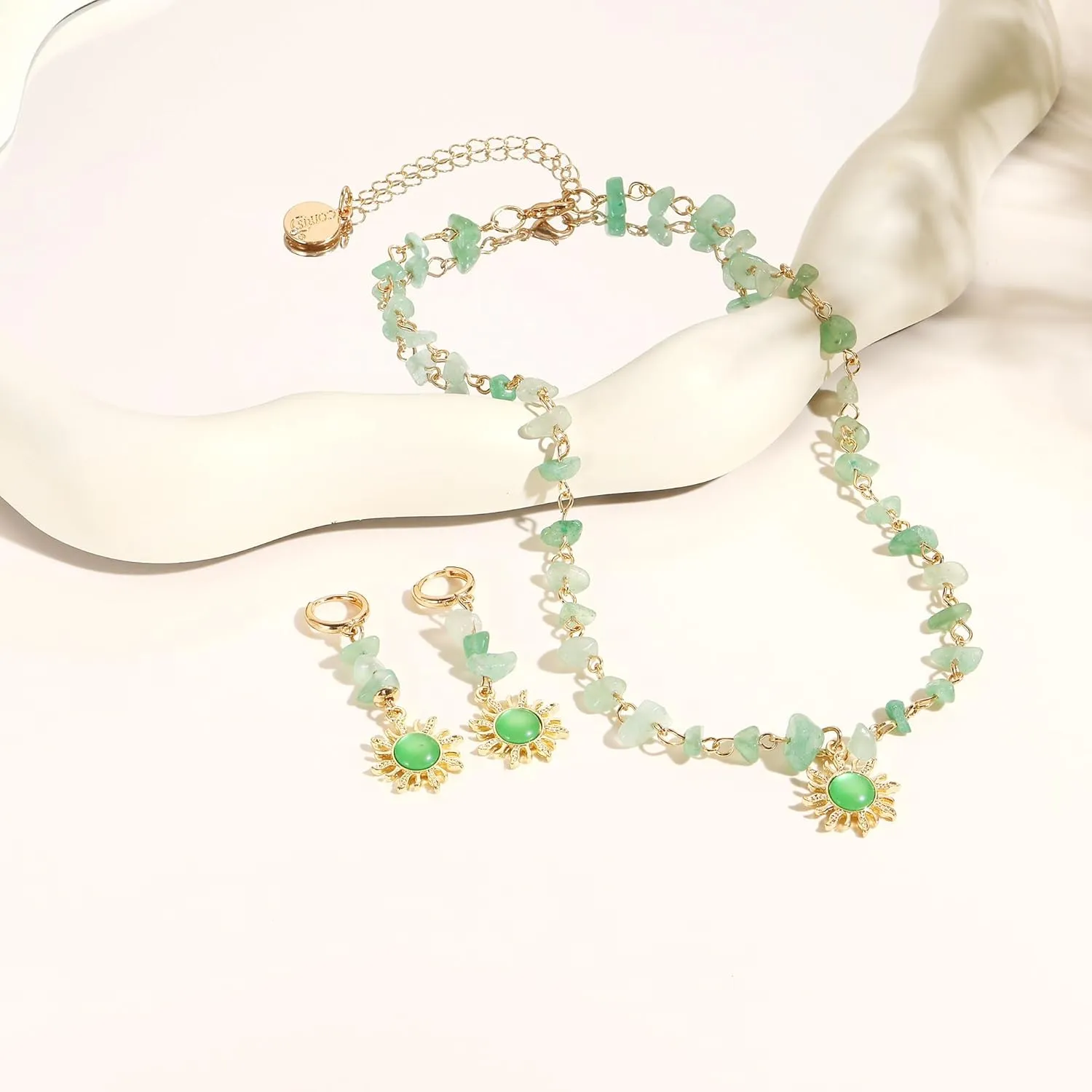 Coiris Boho Sun Jewelry Set for Women Bohemian Healing Nature Crystal Stone Sun Choker Necklace Dangle Drop Earrings Hippie Cool Summer Beach Sun Jewelry Set for Women
