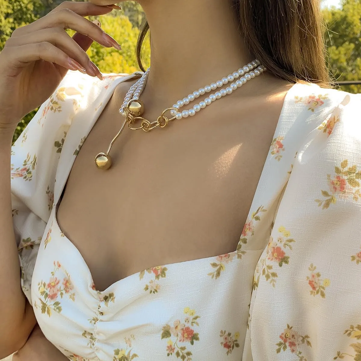 Dainty Pearl Pendant Necklaces Layered Baroque Choker Necklace Vintage White Pearl Chain Necklace Faux Pearls Statement Jewelry Gift for Women