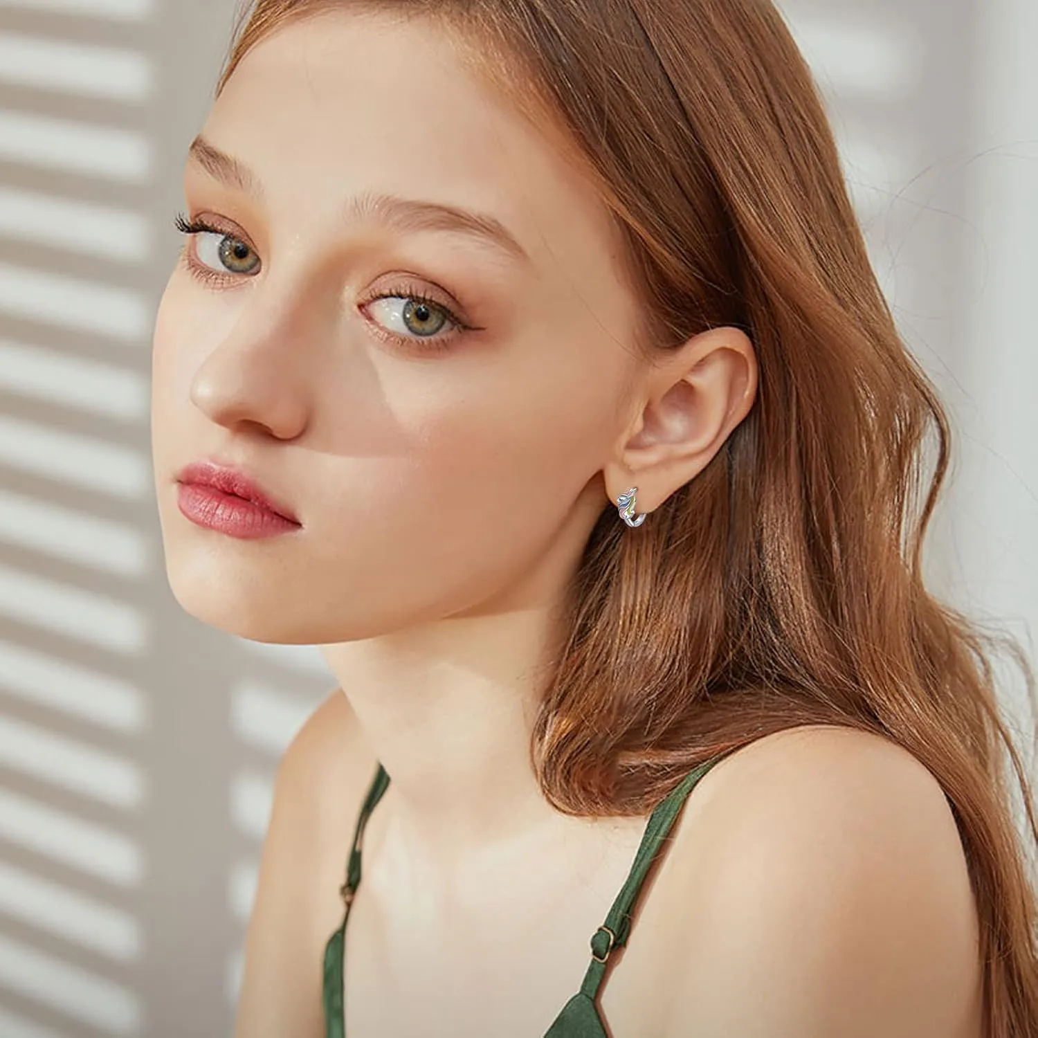 Dog Earrings for Women Small Hoops Earrings Sterling Silver Paw Print Huggie Hoop Earrings Puppy Hoops Cat Pet Paw Hoops Huggie Earrings Cartilage Earrings Cute Jewelry Gifts for Women Teen Girls