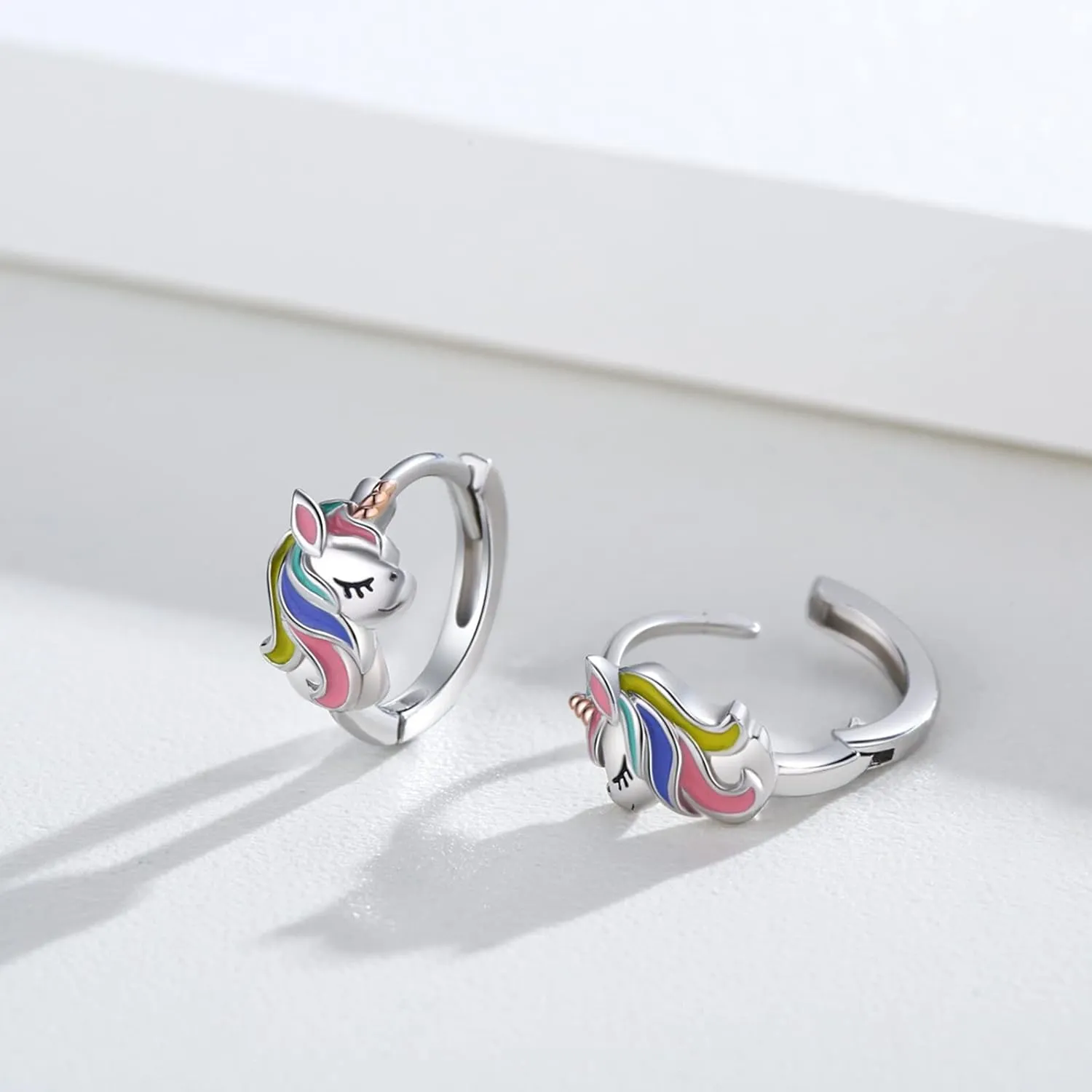Dog Earrings for Women Small Hoops Earrings Sterling Silver Paw Print Huggie Hoop Earrings Puppy Hoops Cat Pet Paw Hoops Huggie Earrings Cartilage Earrings Cute Jewelry Gifts for Women Teen Girls