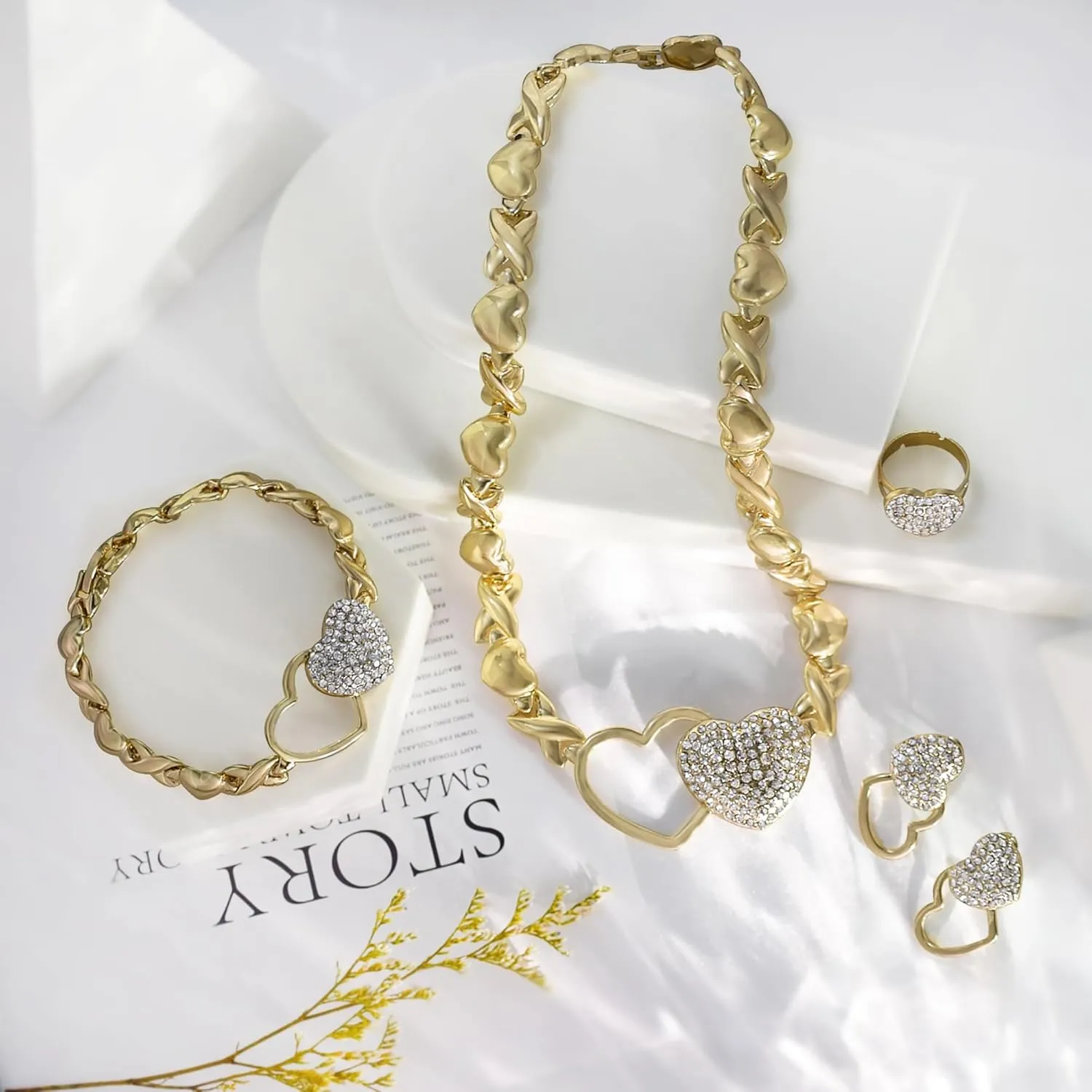 Gold Jewelry Set 18K Gold Accessories for Women Jewelry Set Wedding Bridal Fashion Jewelry Sets Women Accessories Bracelets Earrings and Rings Sweetheart Gifts