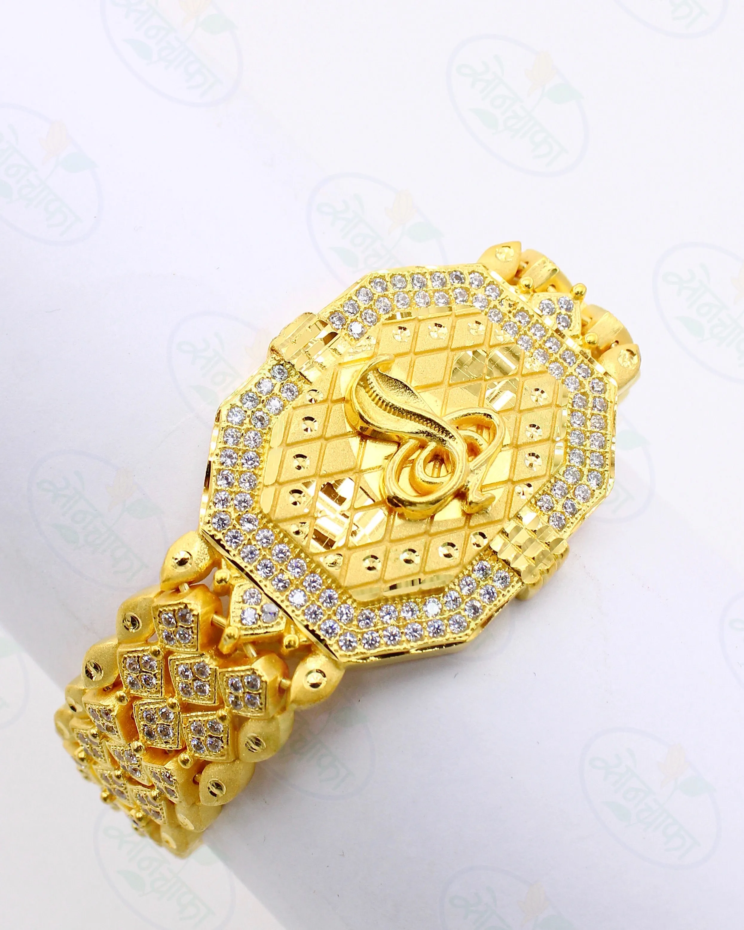 GOLDEN SNAKE BRACELATE