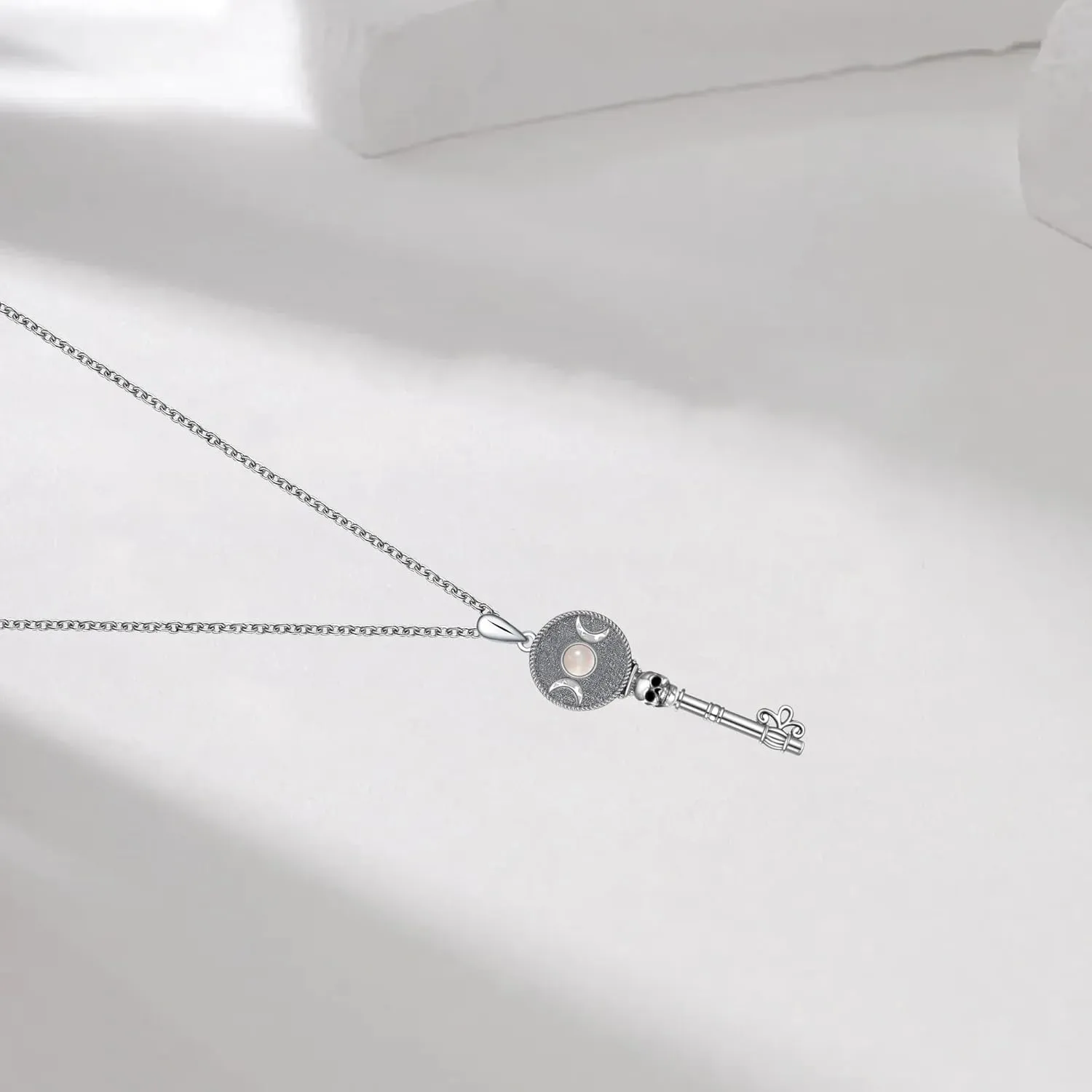 Key Triple Moon Goddess Necklace Nudo De Bruja Plata Original Witches Knot Necklace Crystal Necklaces for Women Sterling Silver Crystal Pendant Jewelry Gifts for Women