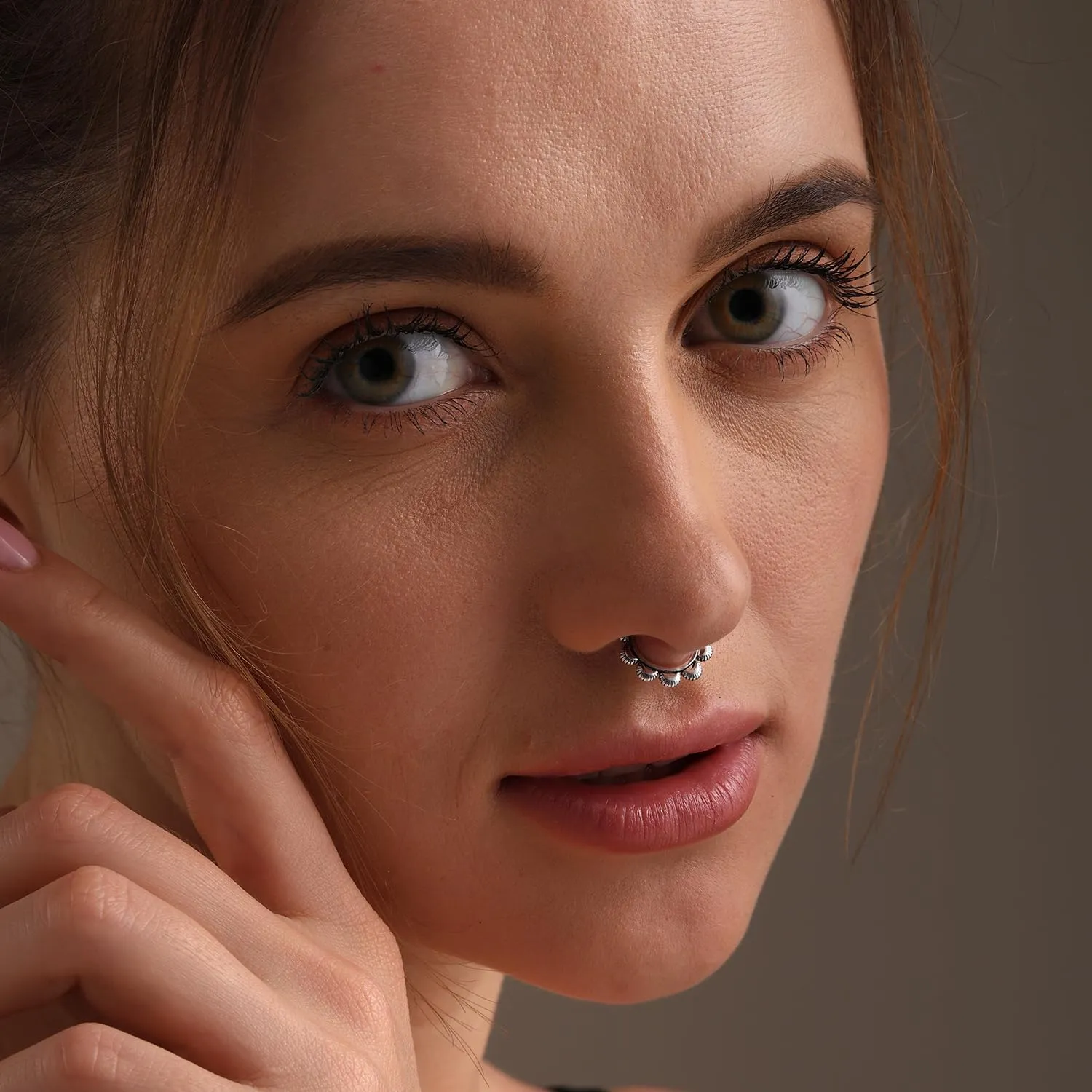 LeCalla 925 Sterling Silver Nose Rings & Studs for Women | Vintage-Inspired Piercing Gifts & Non-Pierced Nose Accessories | Hypoallergenic Clip-On & Screw Nose Pins Body Piercing Jewelry