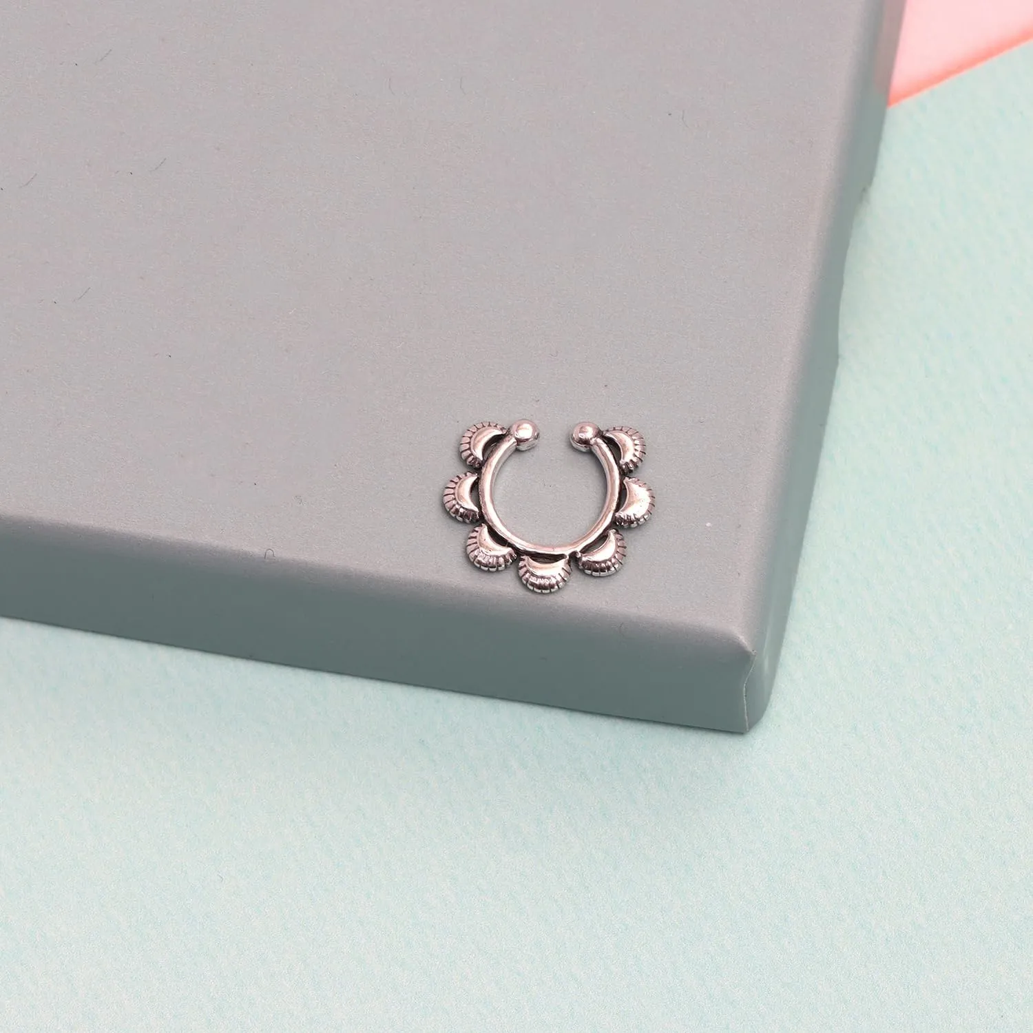 LeCalla 925 Sterling Silver Nose Rings & Studs for Women | Vintage-Inspired Piercing Gifts & Non-Pierced Nose Accessories | Hypoallergenic Clip-On & Screw Nose Pins Body Piercing Jewelry