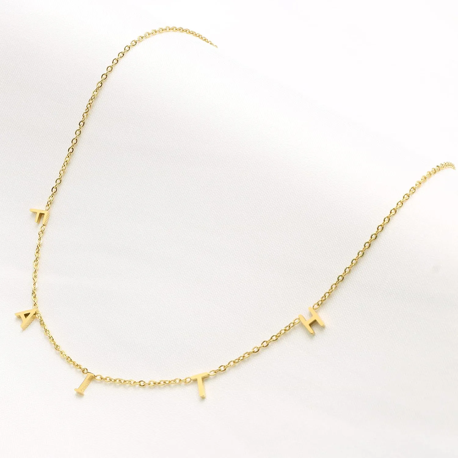 Letter Necklaces for Women Mother Mama Mom Grandma Daughter Love Necklace Perfect Personalized Dainty 18K Gold Plated Stainless Steel Jewelry Birthday Mother's Day Christmas Gifts