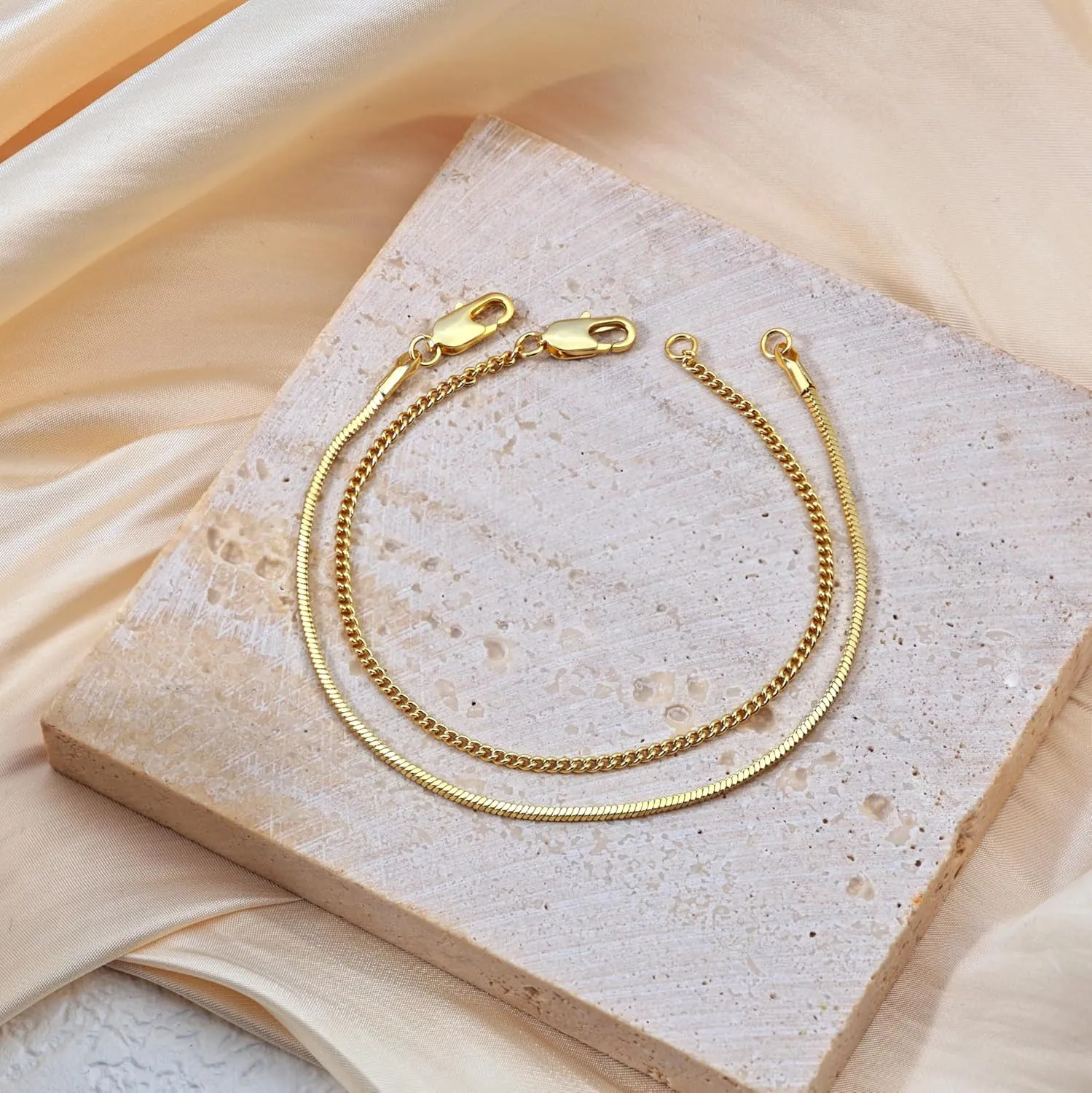 Moodear Stack 6.5-8In Mens Bracelet Set - Dainty 14K Gold Plated 2mm/5mm Snake Cuban Figaro Chain Bracelets for Men Jewelry Gift