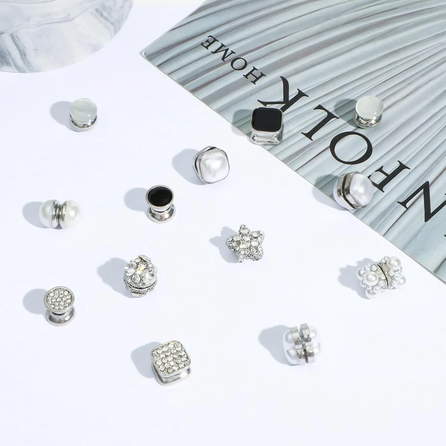 NEWITIN 9 Pairs Magnetic Stud Earrings for Women Clip on Earring Magnet Studs Inlaid Cubic Zirconia Pearl Stud Earring Fashion Non Piercing Magnetic Earrings for Women Men