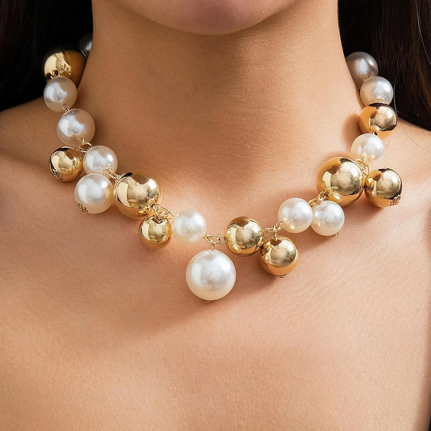 Pearl Necklaces for Women Chunky Pearl Necklace Big Pearl Necklace Statement Necklace Trendy Wedding Party Prom Jewelry for Birde Bridesmaid Accessories