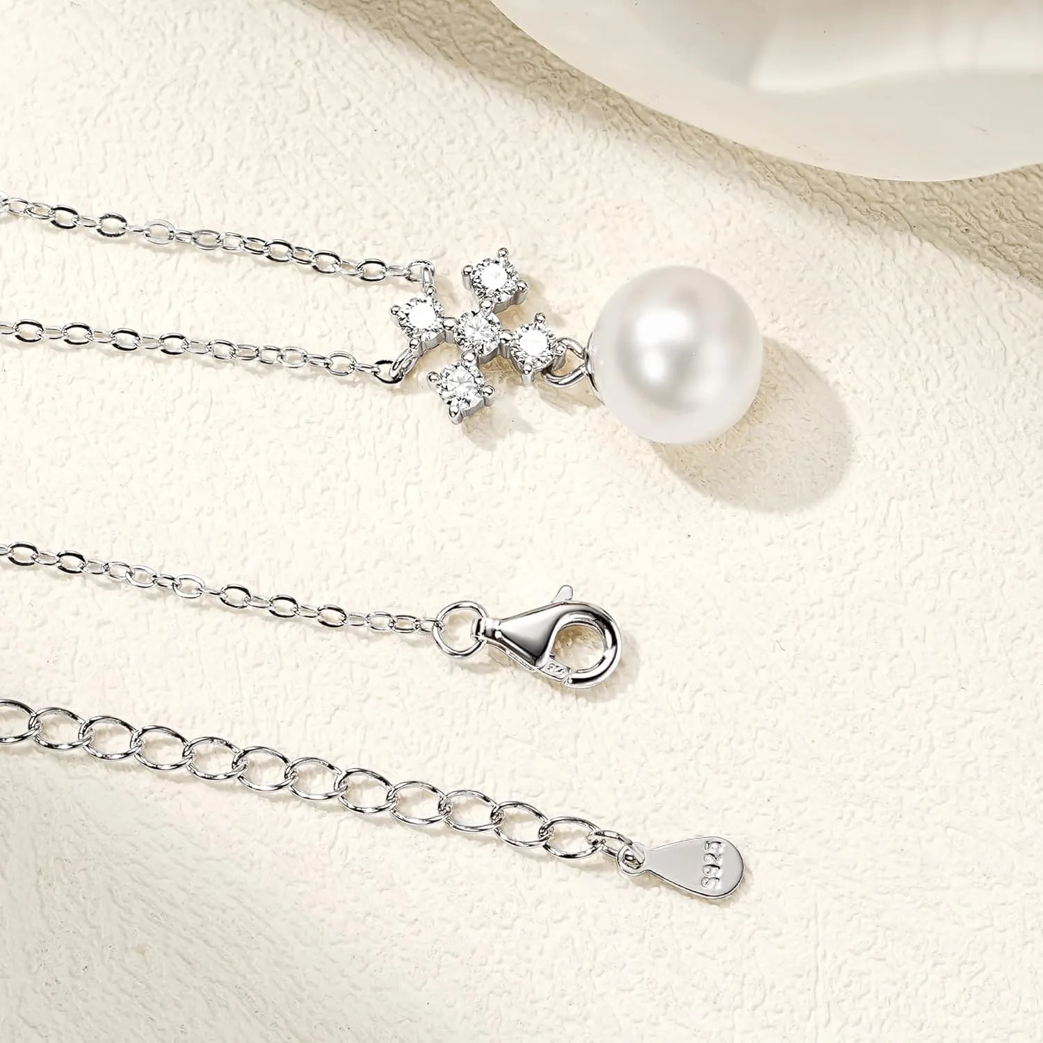 Pearl Necklaces for Women, Sterling Silver Freshwater White Pearl Pendant Necklace with Moissanite Pearl Jewelry Gifts for Wife Mom