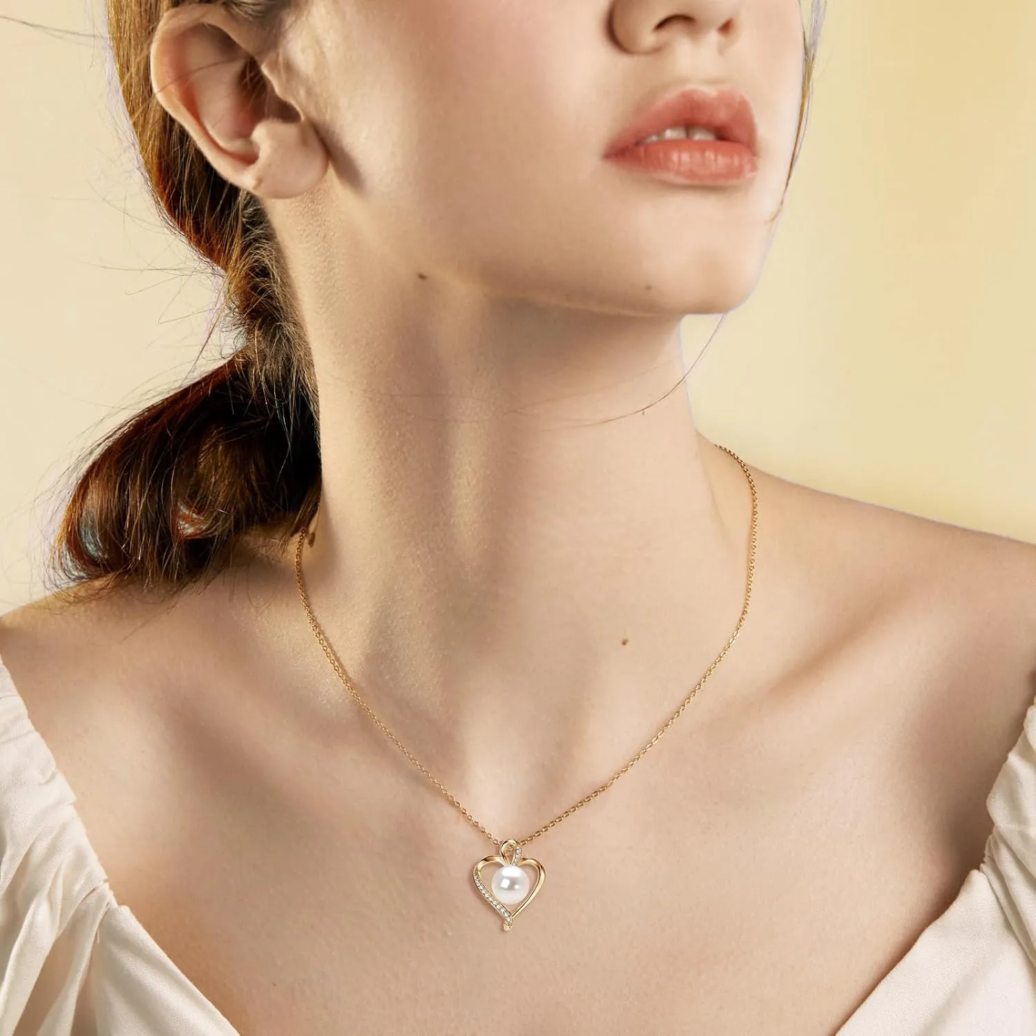 Pearl Pendant Necklaces for Women, Freshwater Cultured White Pearl with 925 Sterling Silver Necklace Chain, Shiny Moissanite Pearl Jewelry Gifts for Mom Wife Girlfriend