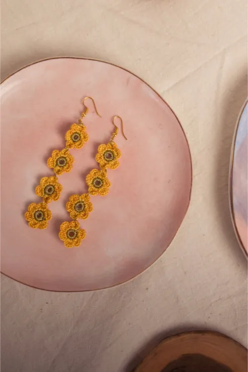 Samoolam Yellow Daisies Danglers