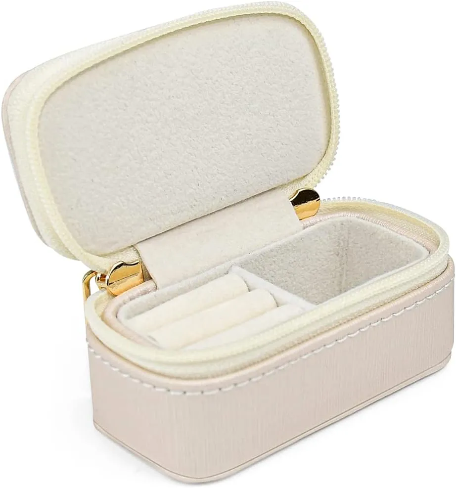 SANQIANWAN Luxury Mini Travel Ring Box for Women,Portable Leather jewelry Case Organizer for Rings Earrings Necklaces,Gift for Wife Girls Friends Family (Pearl White)