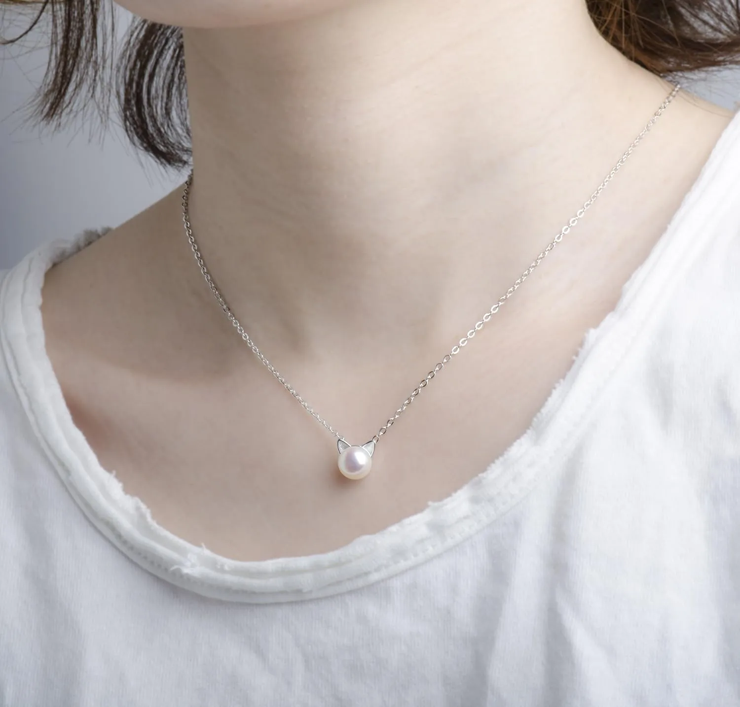 S.Leaf Cat Necklaces For Women Cat Jewelry for Women Cat Gifts for Cat Lovers Women Cat Lady Gifts Silver Cat Pendant Freshwater Cultured Pearl Cat Collarbone Charm Necklace