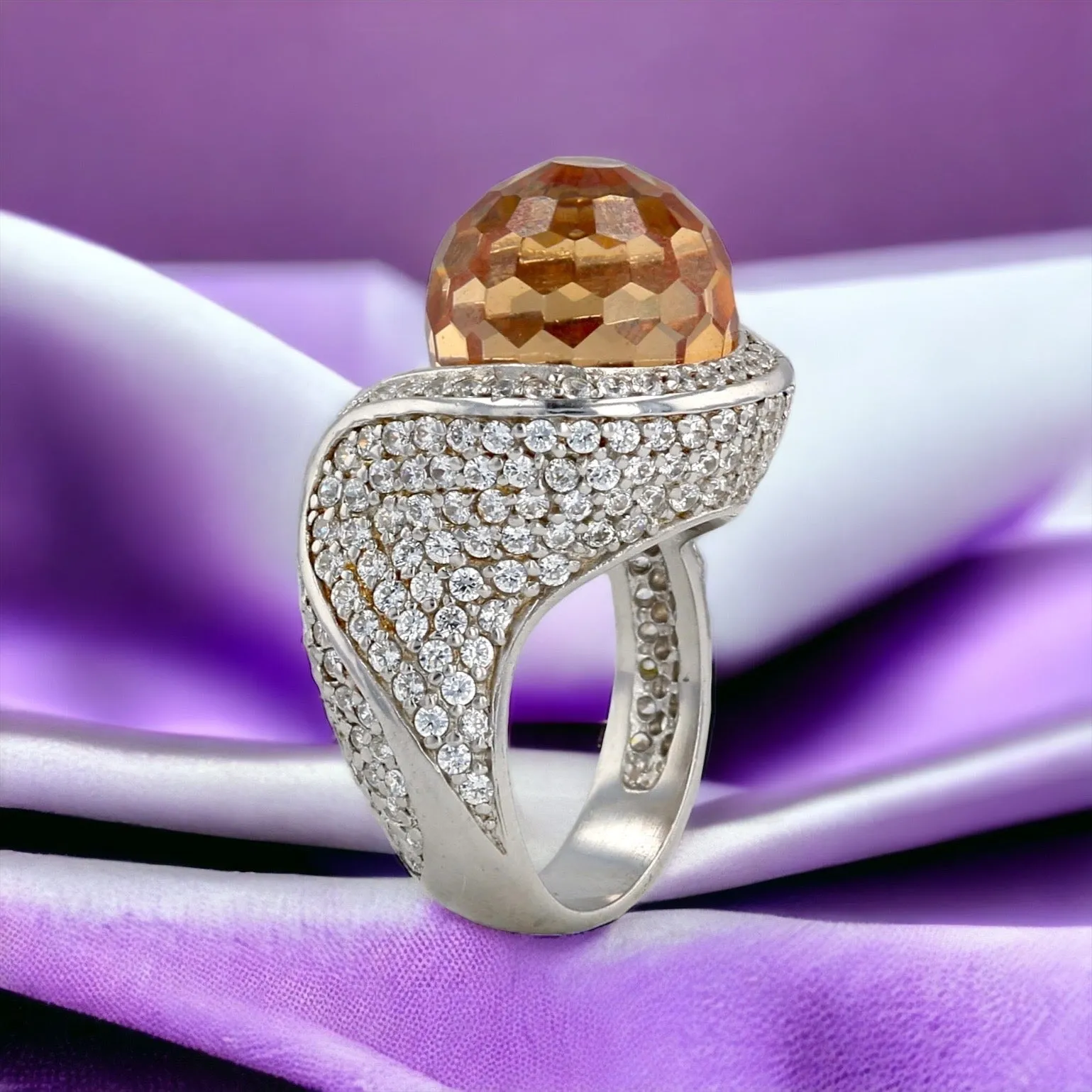 Sterling silver 925 fancy facets ball ring
