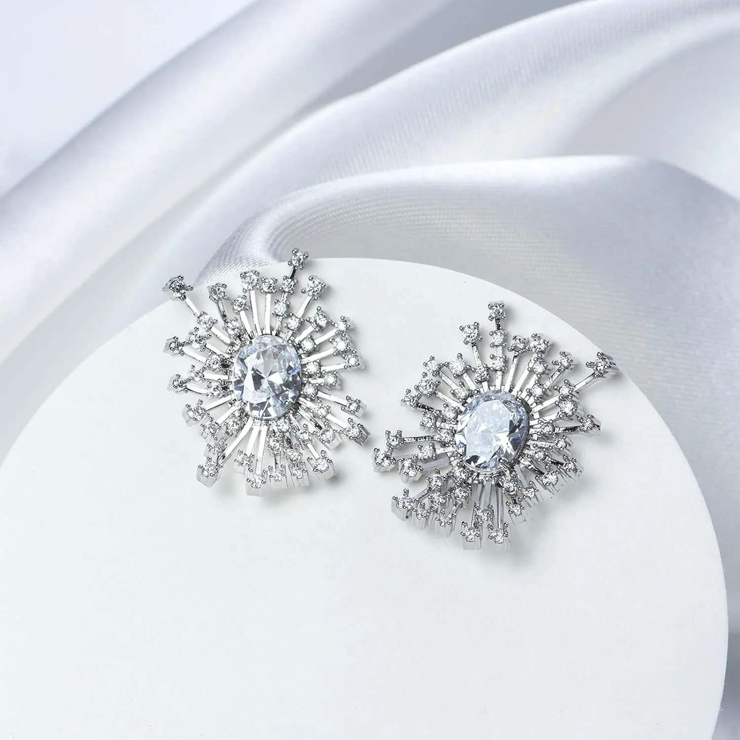 Sterling Silver Crystal Flower Stud Earrings for Women Cubic Zirconia Earrings Studs Hypoallergenic Vintage Rhinestone Statement Earrings for Wife Mom Her