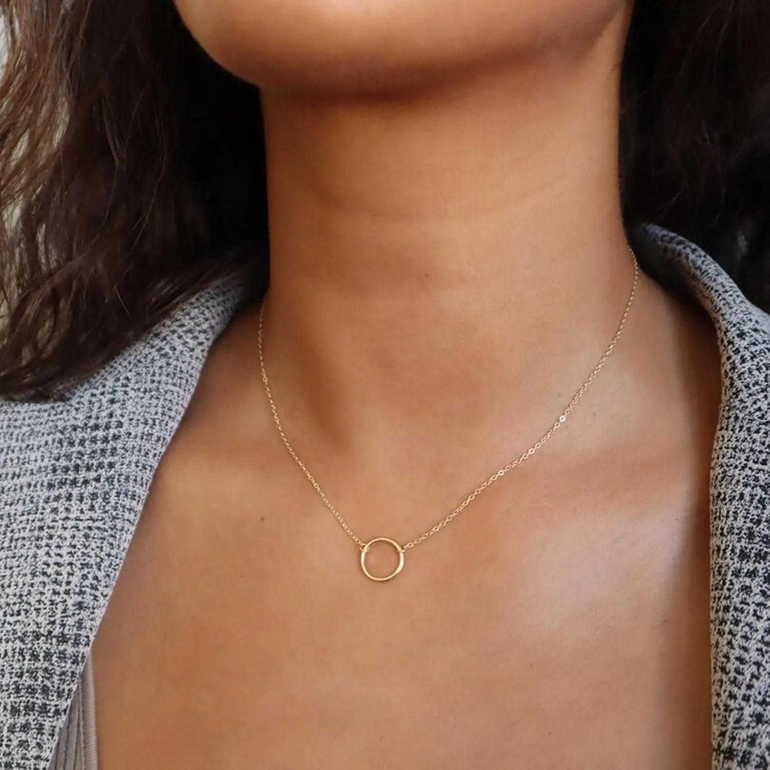 Zeffy Cute Heart Necklace 18k Gold/Silver Plated Tiny Heart Pendant Choker Necklaces Gold Love Heart Chain Necklace for Women Dainty Gold Jewelry Valentines Day Gifts for Women Girls Teen Girls